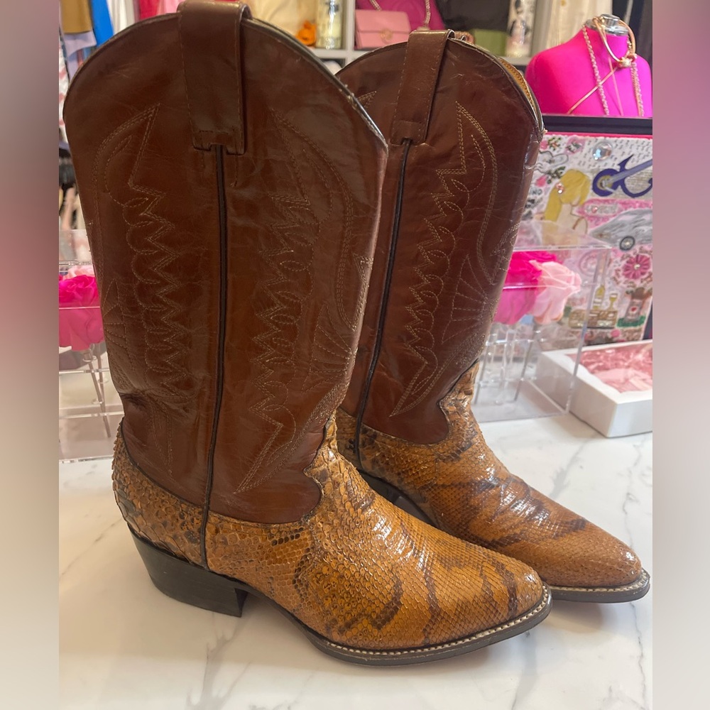 Tom Houston Bota siete Leguas